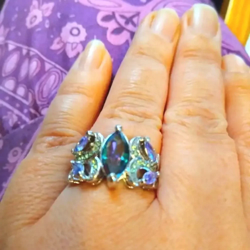 Ladies Gorgeous Lab Created Diamond Vintage Promise/Wedding Ring